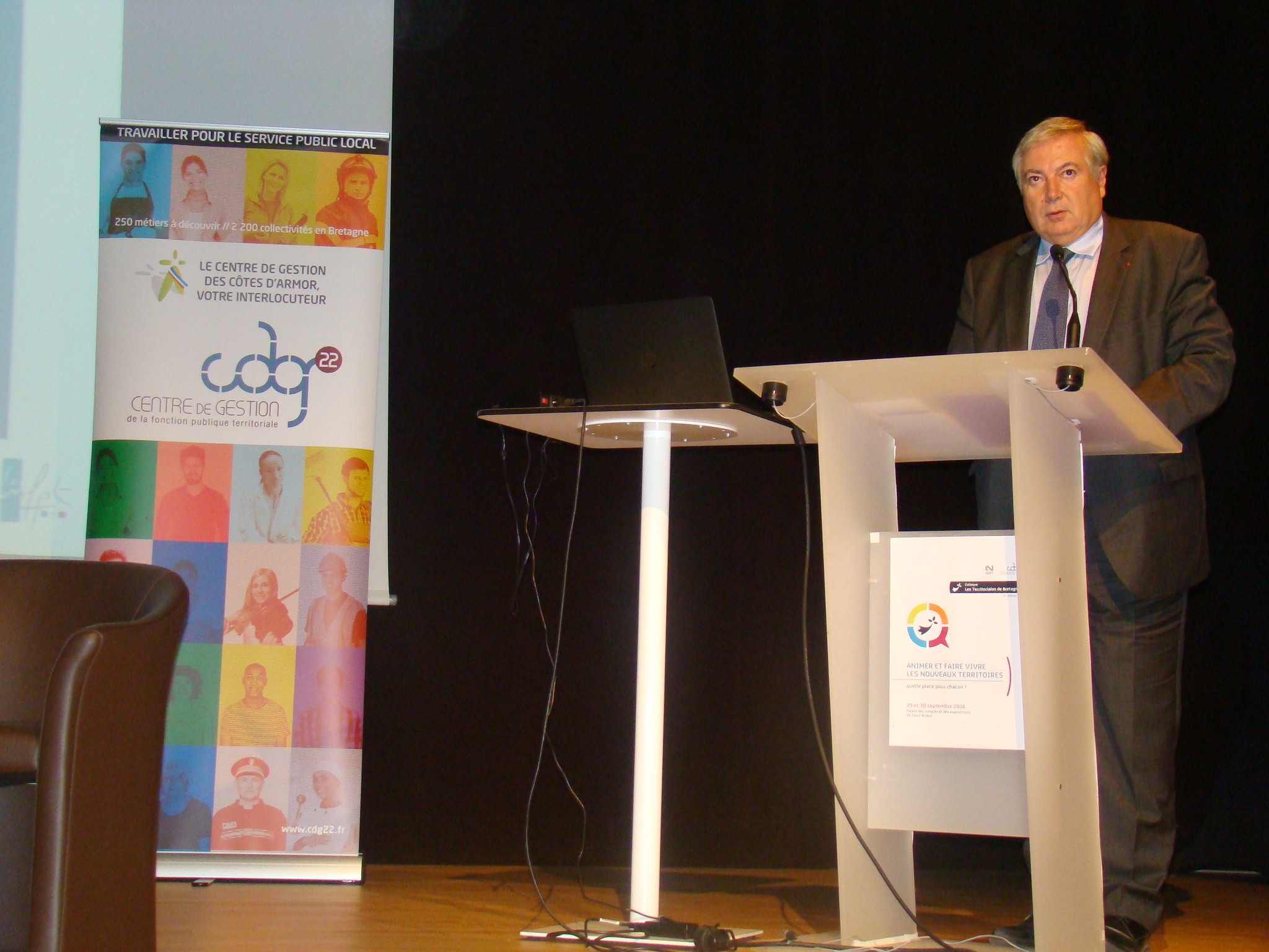 Préfet - M. Lambert