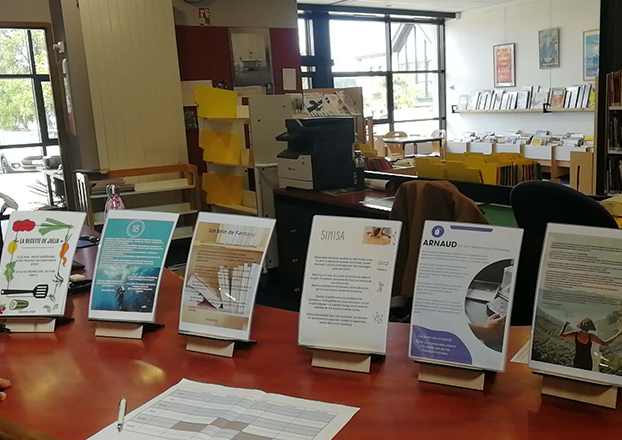 Une bibliothèque vivante, où les livres sont des personnes !